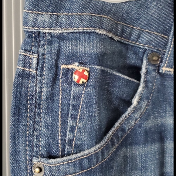 Hudson size 26 short bootcut jeans.  EUC - Picture 2 of 5